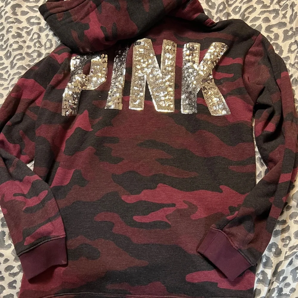 Vs pink bling hoodie with Sherpa lined hood - Picture 2 of 3